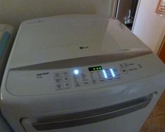 almost new LG washer, works fine and has a matching dryer. 