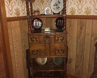 Funky 1970’s secretary