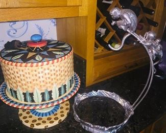 Majolica covered cake stand and Arthur Court banana holder with monkeys