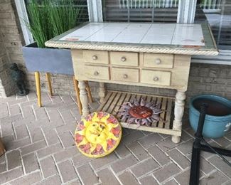 TILE TOP GARDENING CART