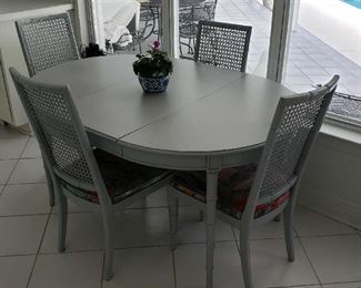 Dining Table & 4 Chairs
