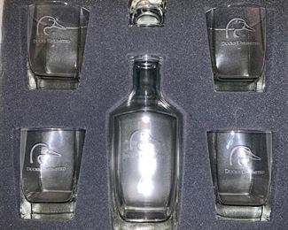 Ducks Unlimited Decanter Set