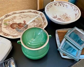 Le Creuset Bean Pot, Johnson Bros Barnyard King