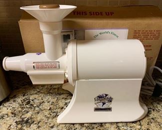 Champion Juicer