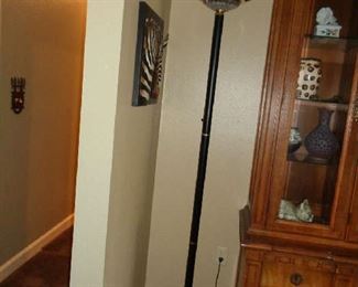 ONE OF 2 TORCHE LAMPS