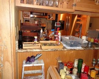 KITCHEN ITEMS, CANDLES