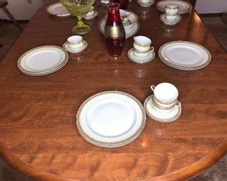 Gorgeous Haviland China with serving pieces!