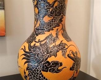 Large pottery vase, w/dragon.