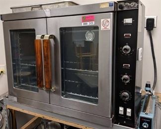 Vulcan Full Size Electric Convection Oven