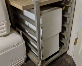 Half Height Full Size Aluminum Sheet Pan Rack