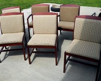 Paoli, Upholstered Dining Chairs, 2 Captains Chairs, 4 Regular Chairs