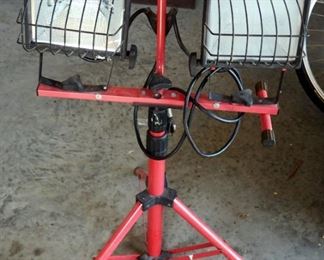 Collapsable Stand Dual Electric Shop Light