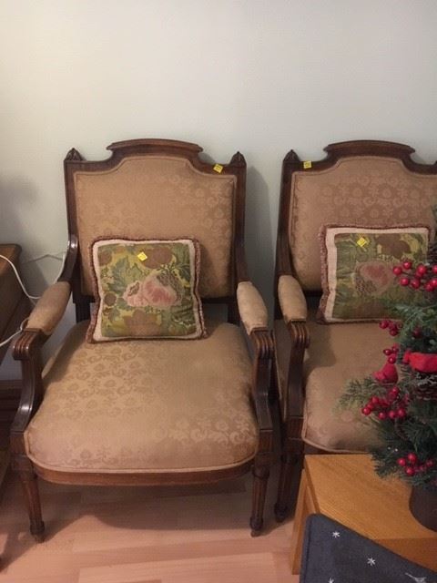 2arm chairs