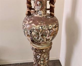 Huge antique Satsuma floor vase 