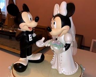 Disney bride & groom 