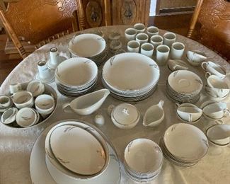 Fukagawa China. Noritake China. Pattern 931. No. 931.  Service for 12. Complete set.