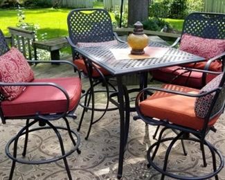 Cafe Hi Top Patio Set