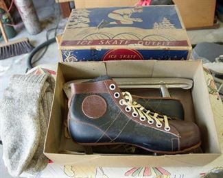 1940s Men's Hockey Iceskates