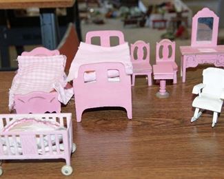 Dollhouse Furniture Room Sets, Vintage (c 1930) & Modern