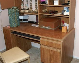 Computer Desk & Hutch