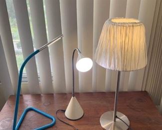 Set of Three Desk Lamps https://ctbids.com/#!/description/share/220005