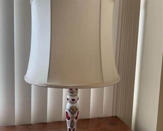 Table Lamp with Red Glass Inserts https://ctbids.com/#!/description/share/220008