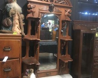 Antique Mitchell and Ramelsberg  Marble Base Highly Carved Eterge