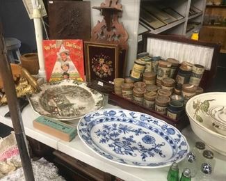 LARGE Oval Blue Onion Serving Platter / Edison Rolls 