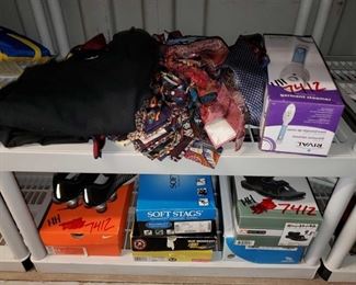 7412:
Garment Steamer, Shirt and Pants, Large alot of Ties and Several Pairs of Shoes
Garment Steamer, Shirt and Pants, Large alot of Ties and Several Pairs of Shoes