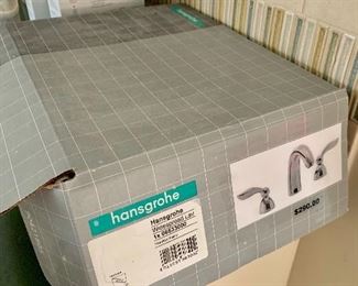Hansgrohe wide set faucet IN BOX
