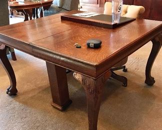 Quarter Sawn Oak Dining Table with 2 Leafs