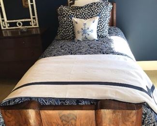 Bedding only...Ballard Design Duvet and Pillows
