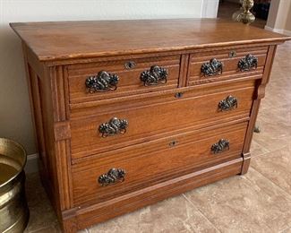 Antique Oak Dresser/Cabinet 	31x44x20in	HxWxD
