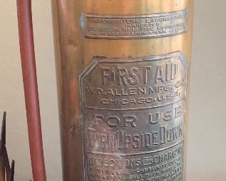 First Aid Brass Fire Extinguisher	 	
