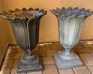 2 Cast Metal Urns/Planters Outdoor PAIR	20in H	
