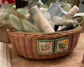 Basket of Soap/lotion	 	

