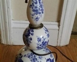 tbs blue and white porcelain lamp