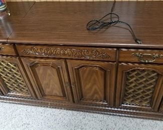 stereo console