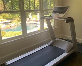 PRECOR TREADMILL 