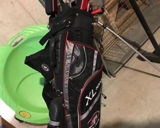 Set of Youth Golf Clubs
