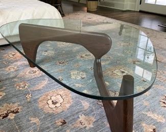 NOGUCHI STYLE GLASS TABLE  AND 12 X 15 GORG CARPET 