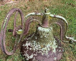 Cast iron bell No. 20 yoke