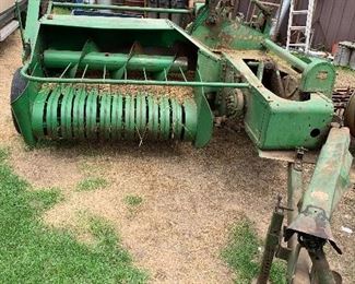 John Deere 14T hay baler