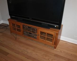 Oak media console