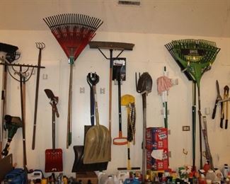 Lawn and garden items