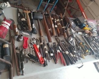 garage hand tools