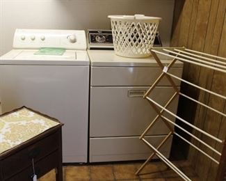 Appliances washer and dryer