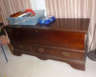 Large Lane Cedar Chest
