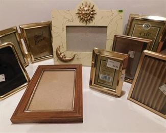 Lot of Picture Frames (9 ea)