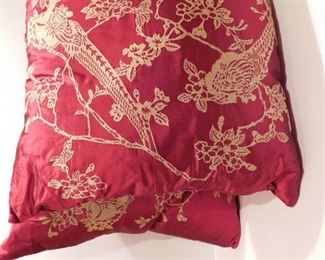Pillows (matched pair)